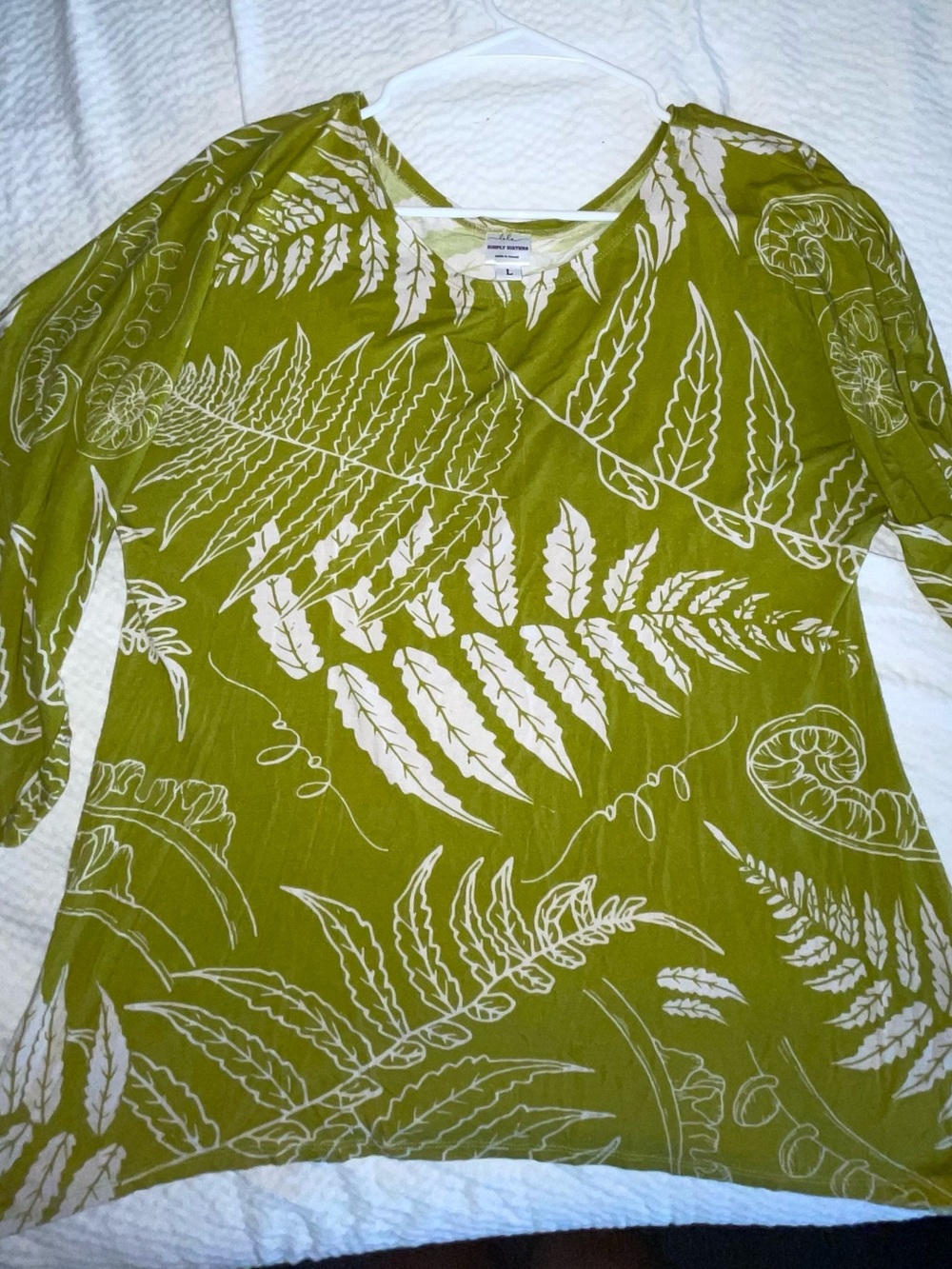 Simply Sisters Flared 3/4 Sleeve Blouse